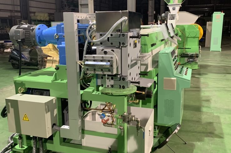 廃プラスチック再生ペレット製造装置