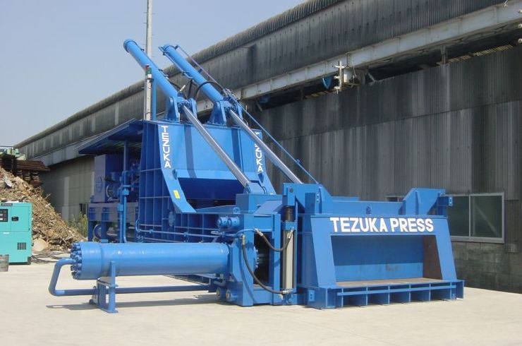 押出式スクラッププレス